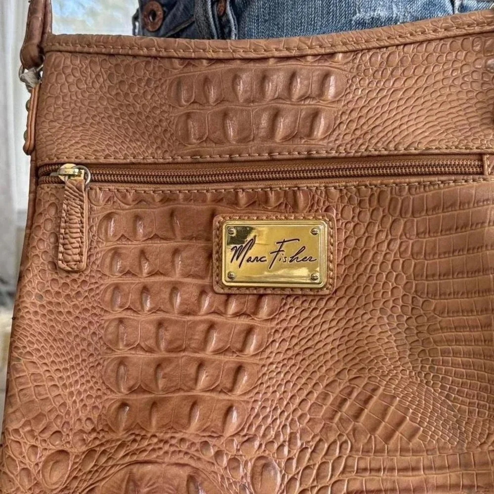 Y2K 2000s Marc fisher brown reptile print shoulder bag